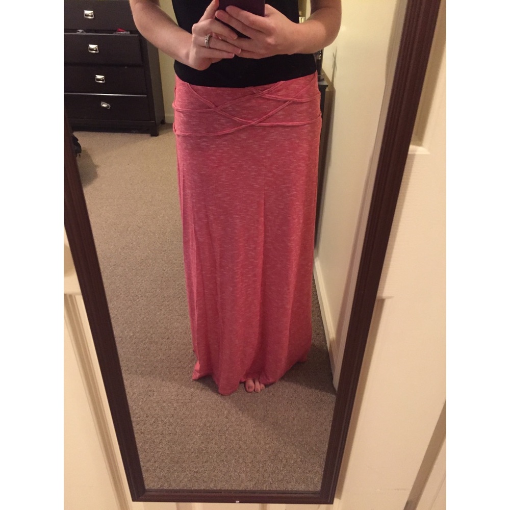 Coral cross cross maxi